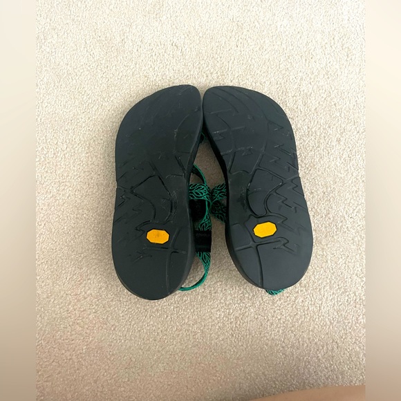 Women’s Chacos sandals size 8 black/teal - Picture 2 of 5